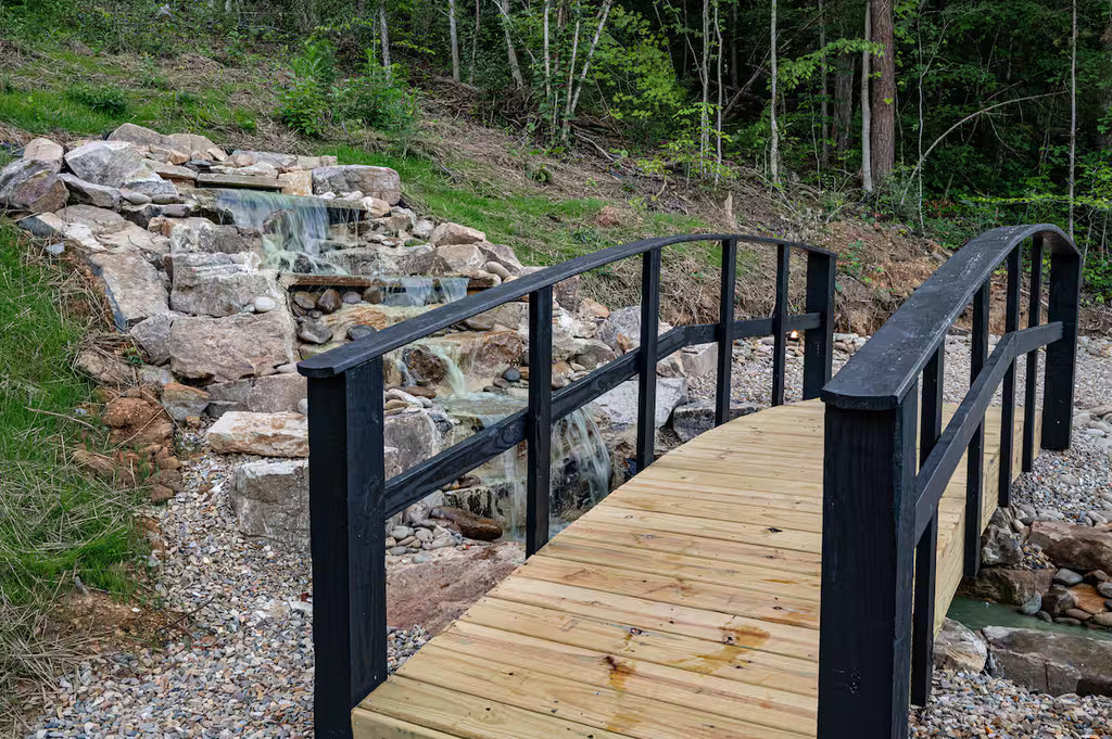 The Smokies Pond Haus