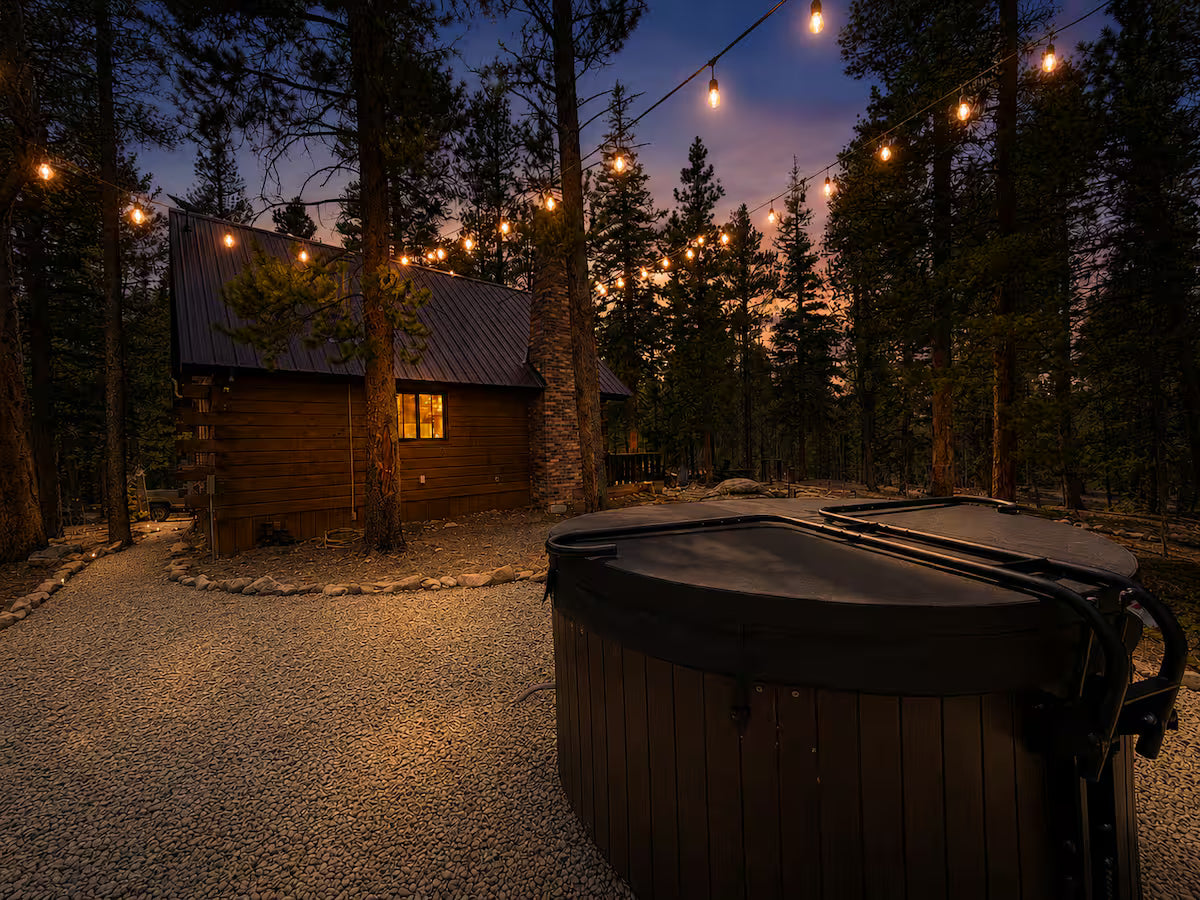 The Woodland Reconnect Cabin