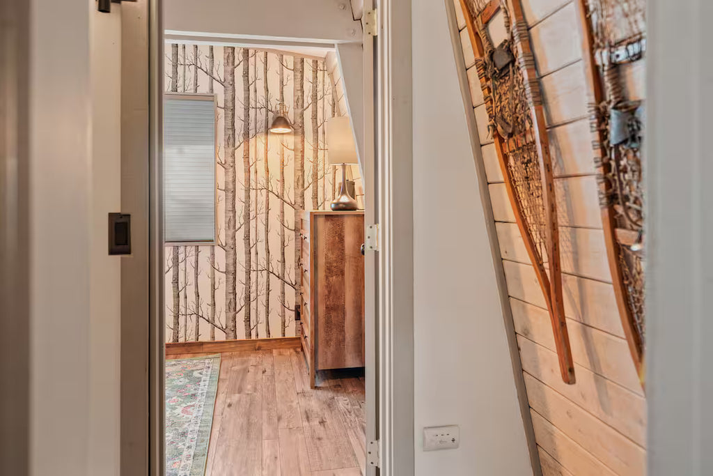 The Moonview Crest Cabin