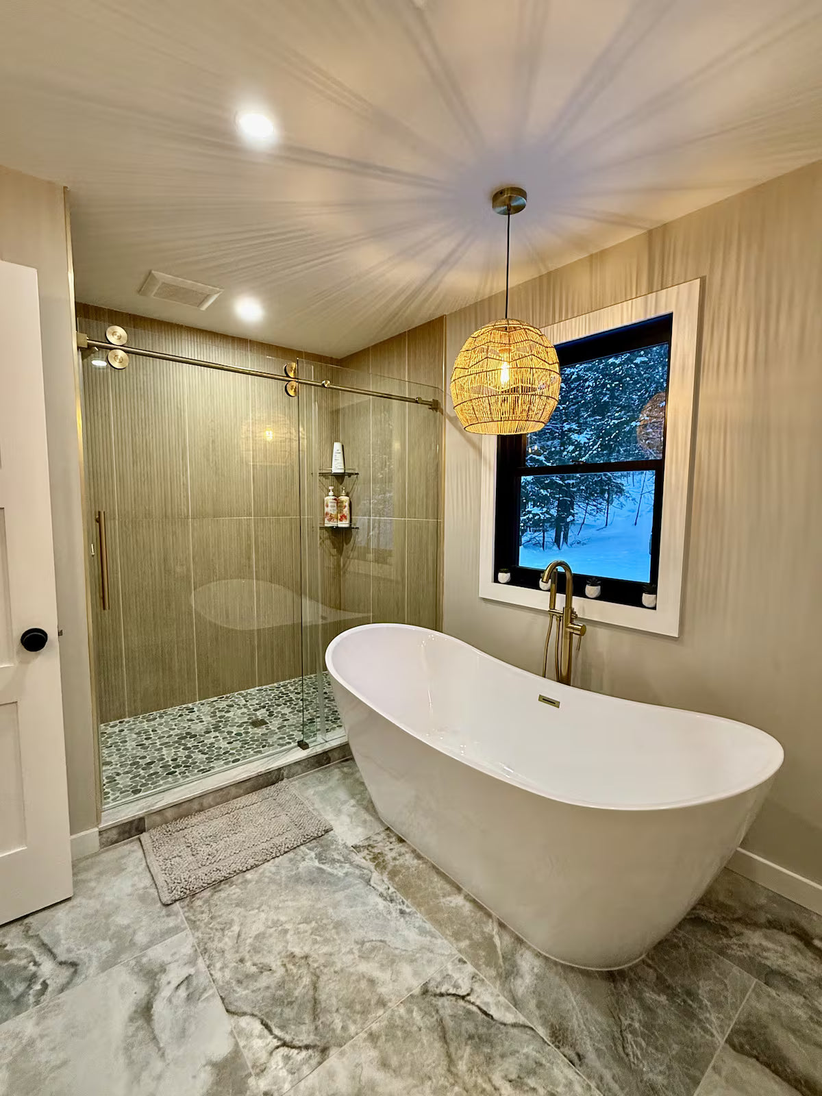 The 7-Acre Ridge Retreat