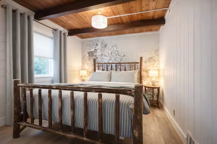Cozy Beach home in Conway King Bed,Dogs w/Pequawket Beach Access