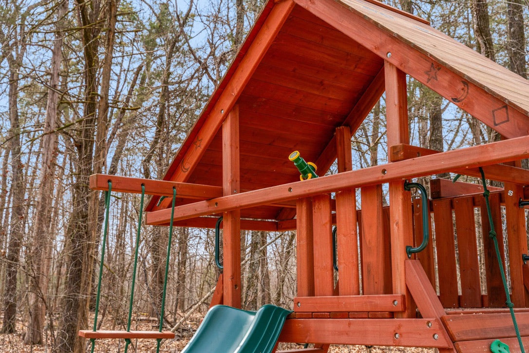 Taneycomo Lakefront Retreat w/ Private Theater & Perks