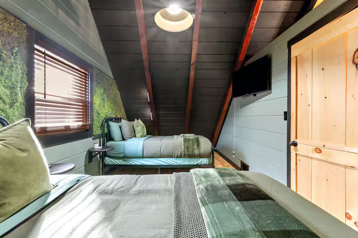 Cozy Beach home in Conway King Bed,Dogs w/Pequawket Beach Access