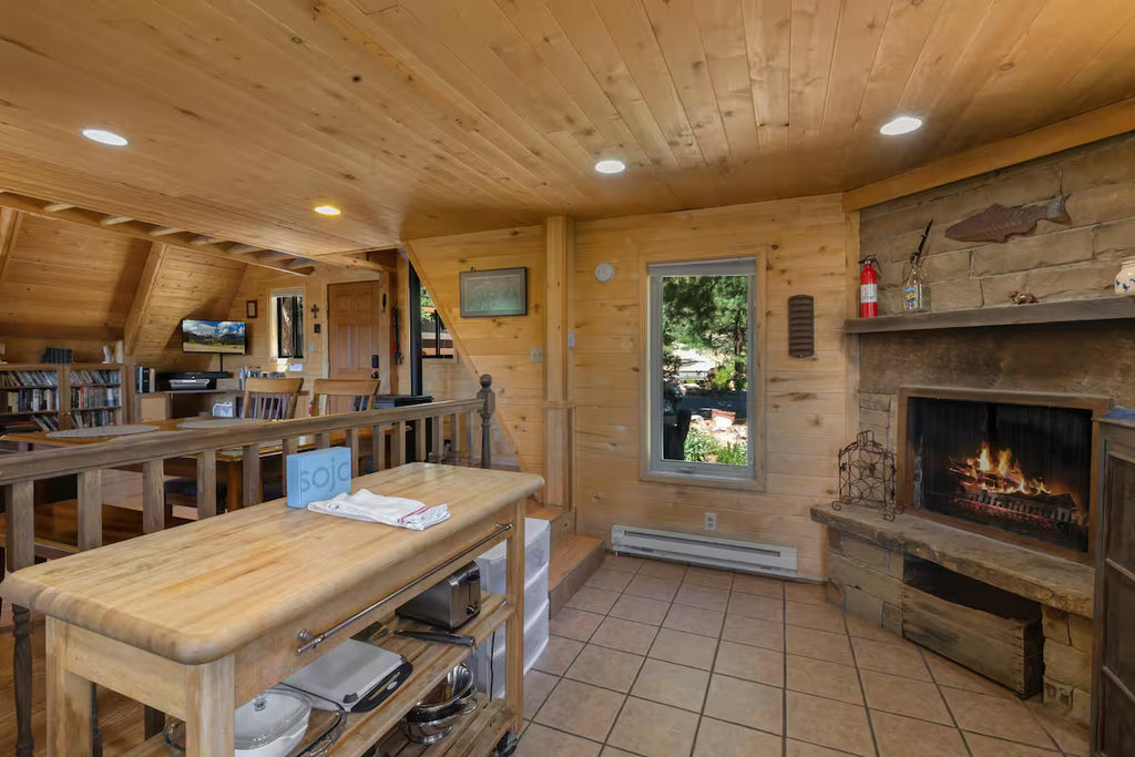 The Sneffels Peak Crest Cabin