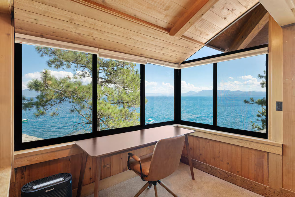 Aura Lodge at Edgewater