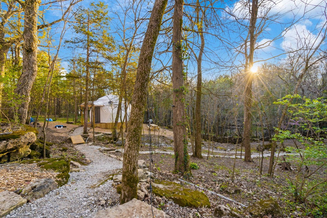 Unique Geodesic Dome Retreat w/ Private Bathhouse & Lake Access