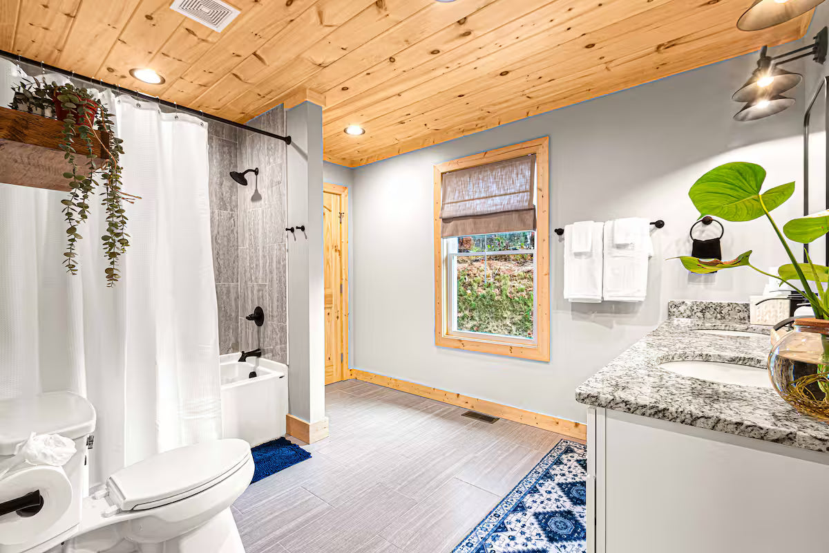 The Bryson Ridge Sunset Cabin