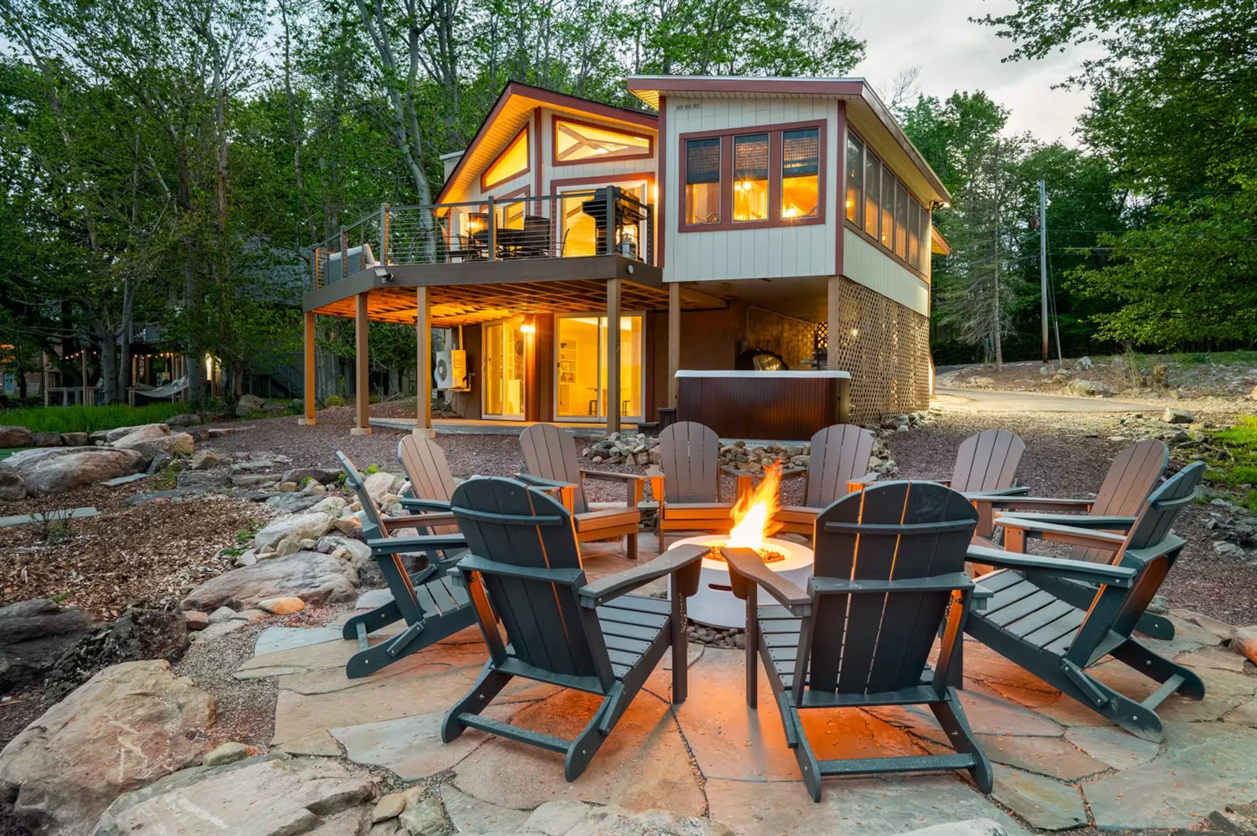 Apex Arena Lodge