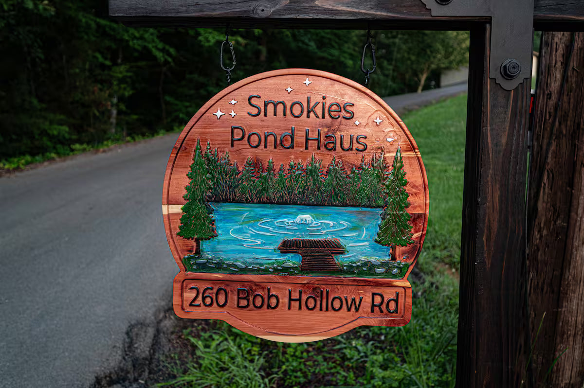 The Smokies Pond Haus