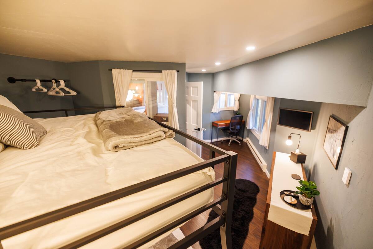 Vail Valley Treehouse Lodge