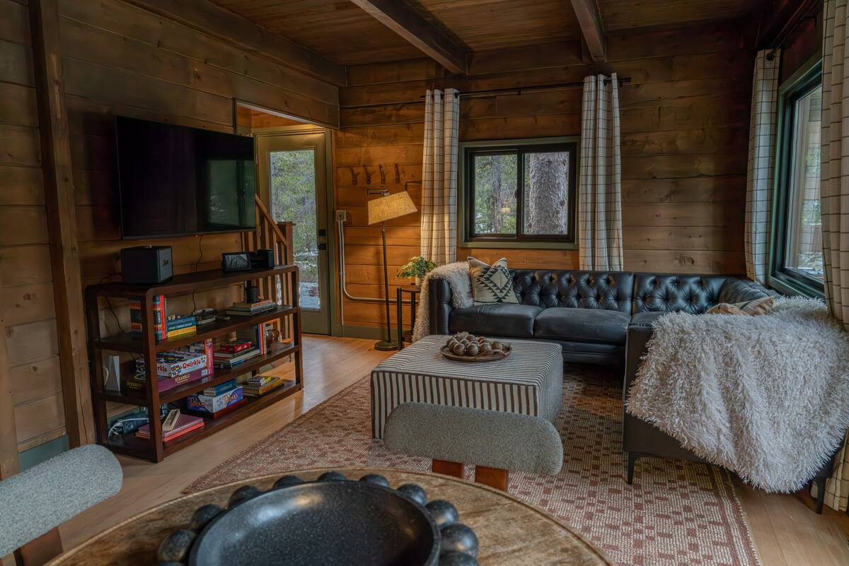 The Woodland Reconnect Cabin
