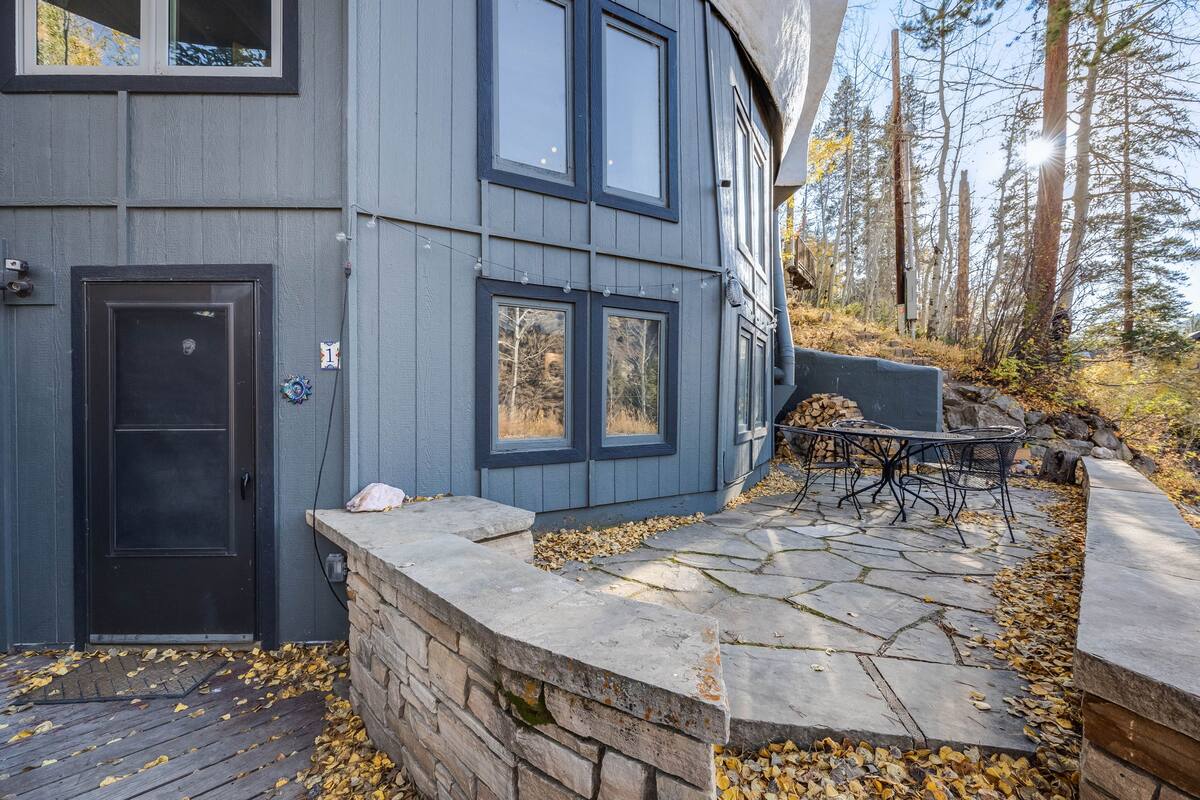 Vail Valley Treehouse Lodge