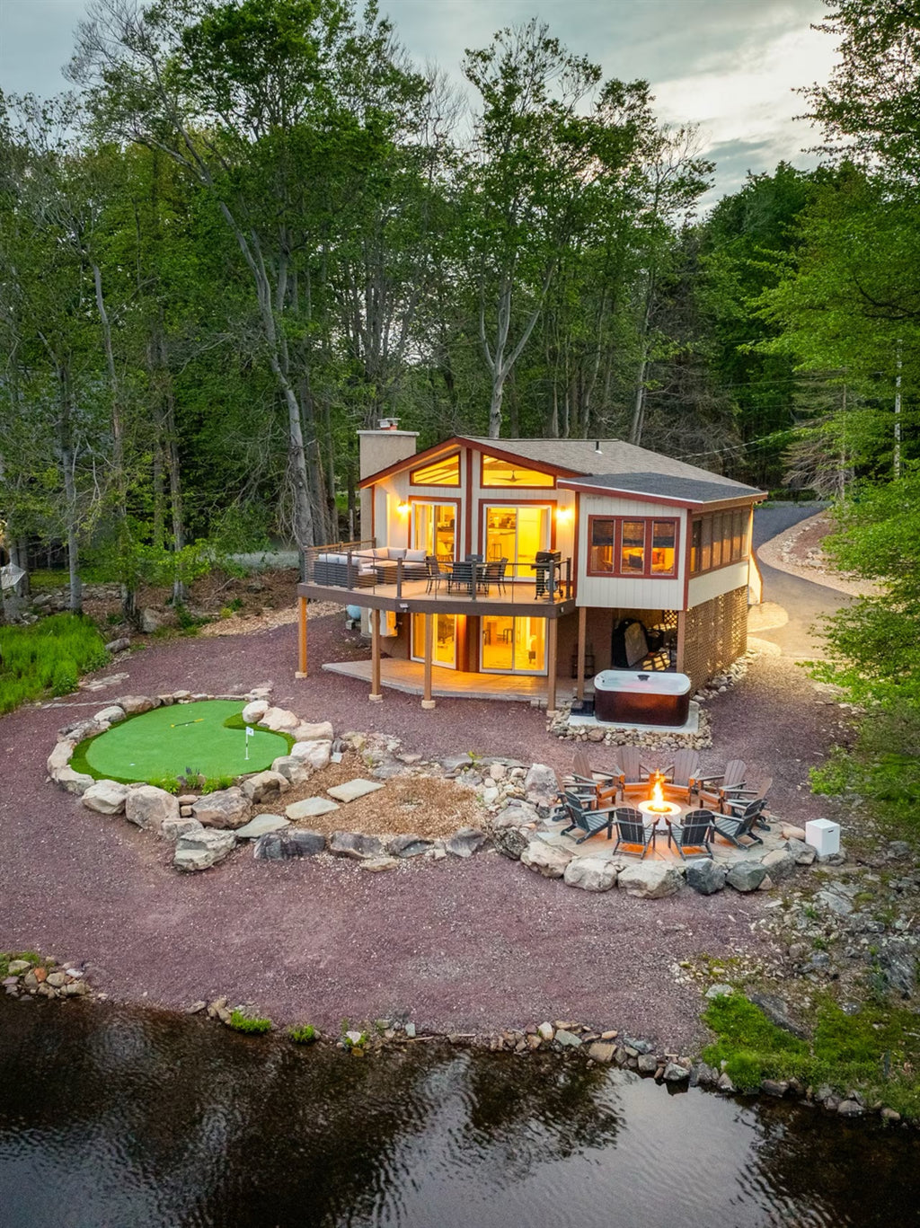 Apex Arena Lodge