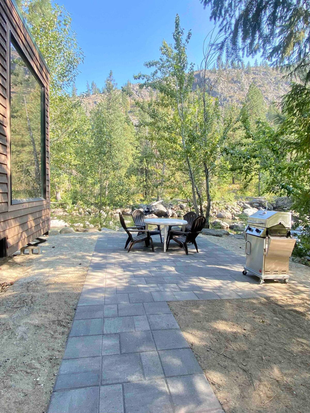 The Icicle Creek Tiny Vista