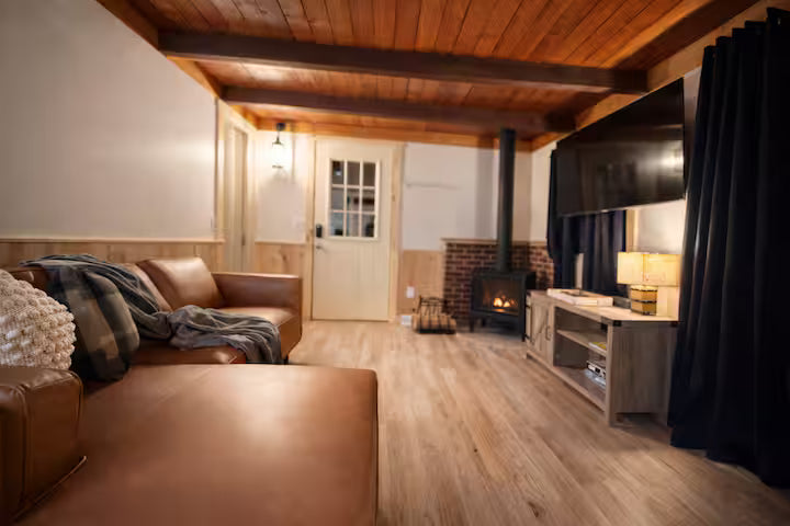 Cozy Beach home in Conway King Bed,Dogs w/Pequawket Beach Access
