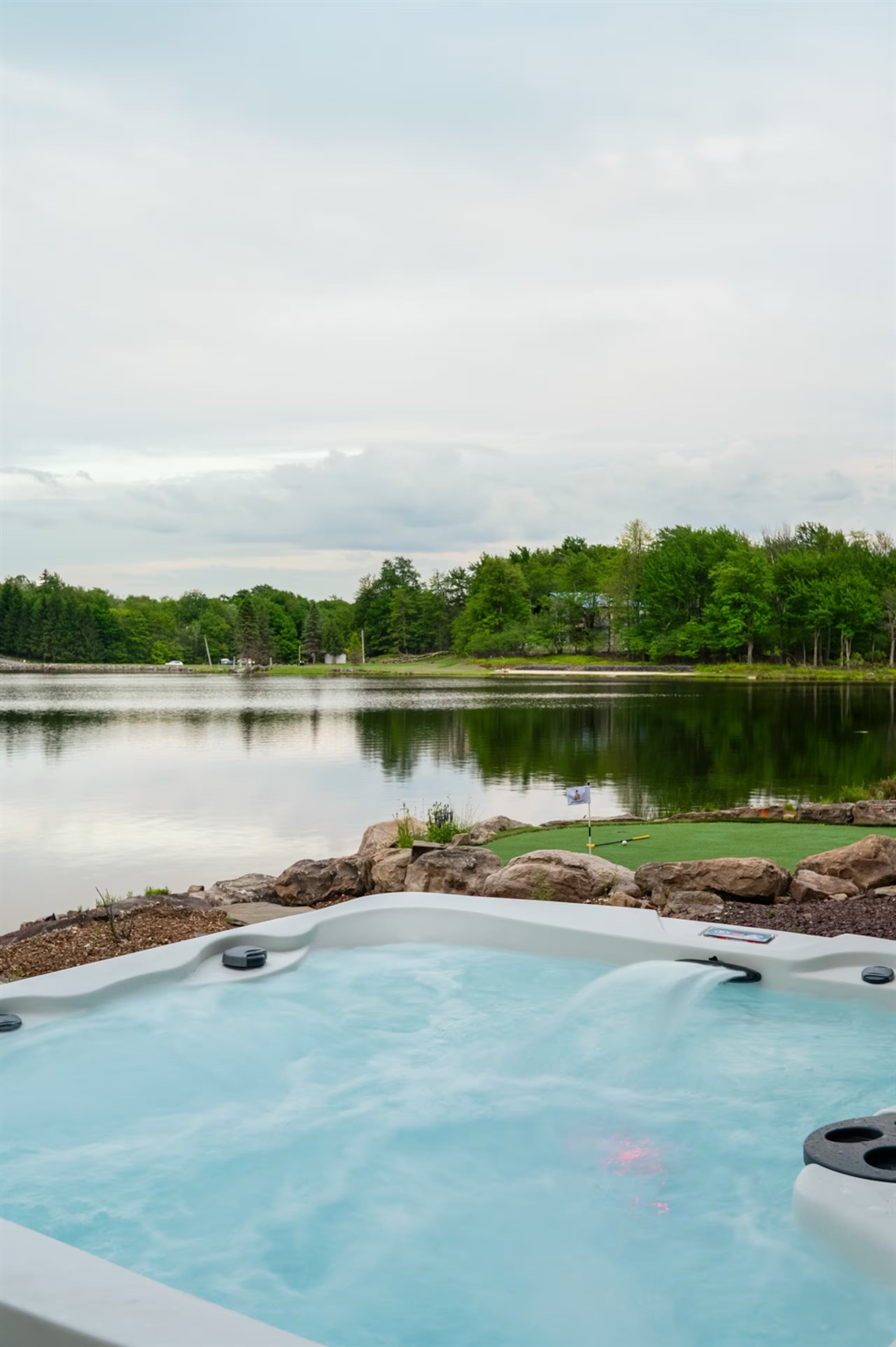 Apex Arena Lodge
