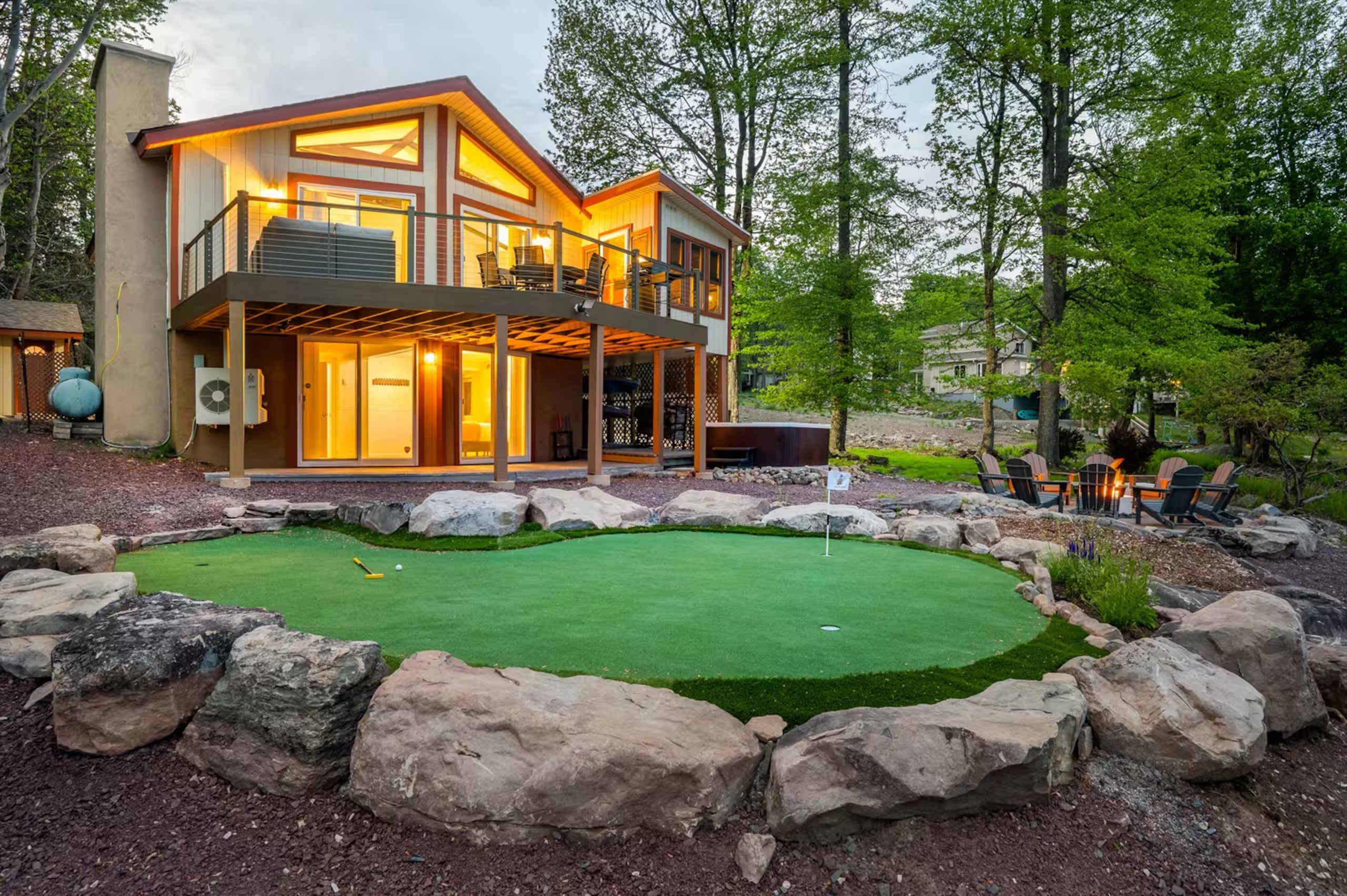 Apex Arena Lodge