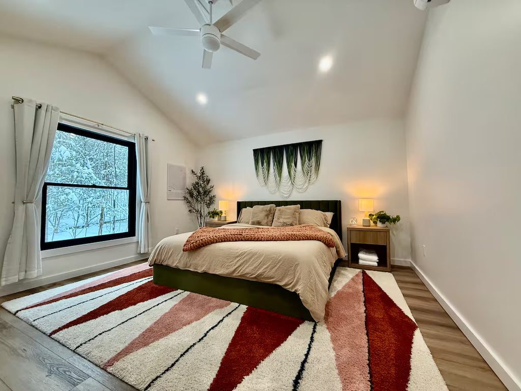The 7-Acre Ridge Retreat