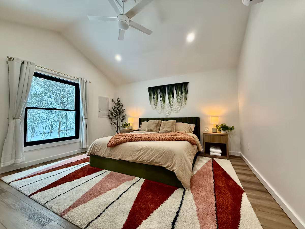The 7-Acre Ridge Retreat