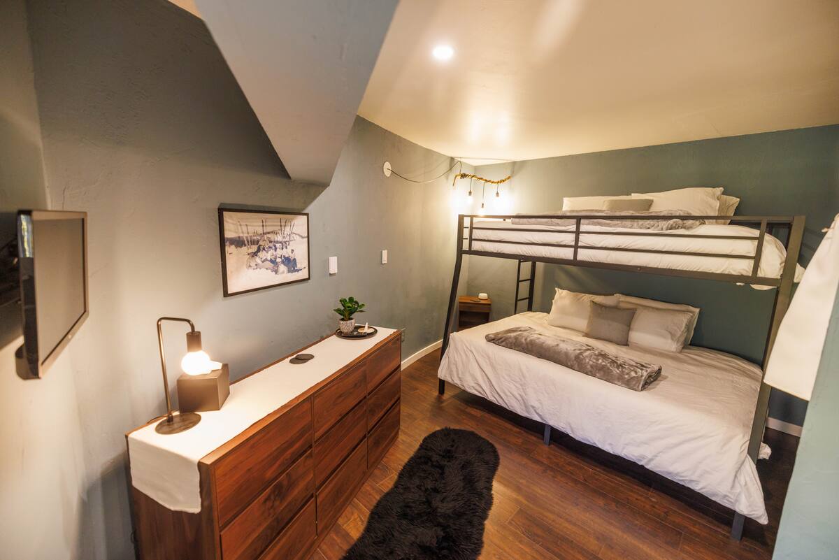 Vail Valley Treehouse Lodge