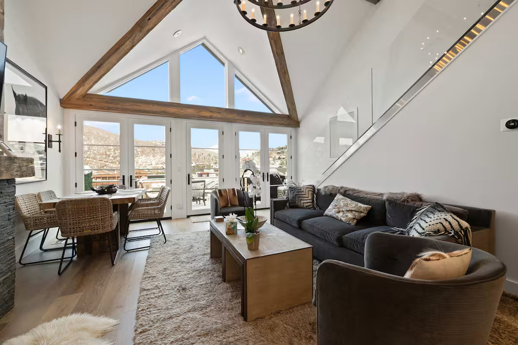 The Town Lift Skyline Villa