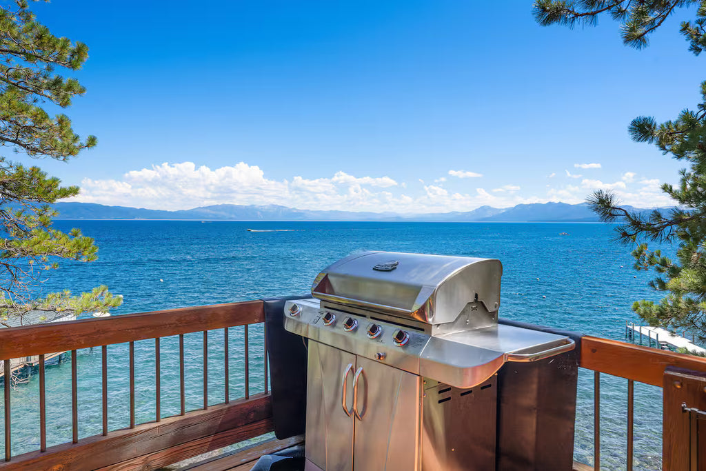 Aura Lodge at Edgewater