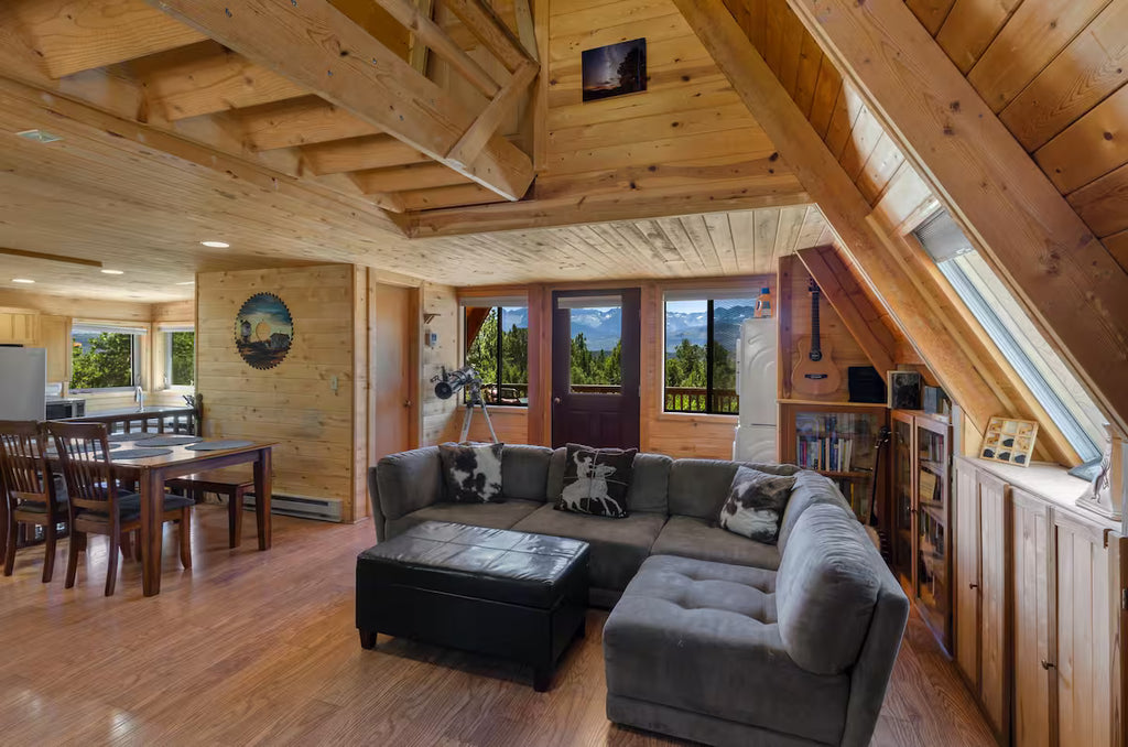 The Sneffels Peak Crest Cabin