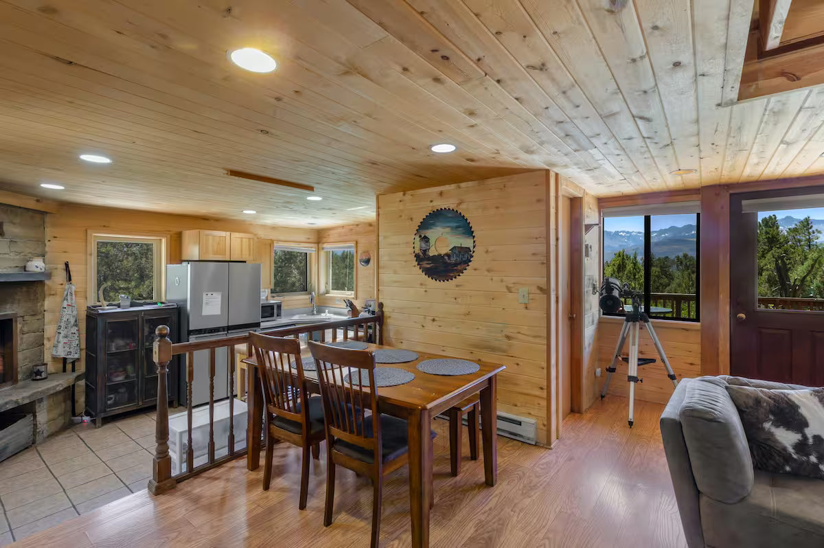 The Sneffels Peak Crest Cabin