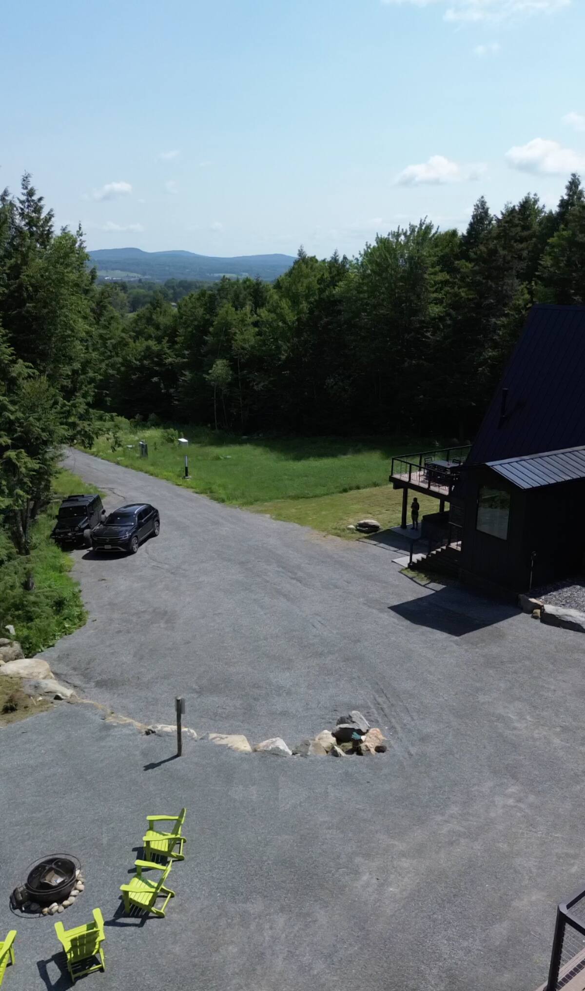 The 7-Acre Ridge Retreat