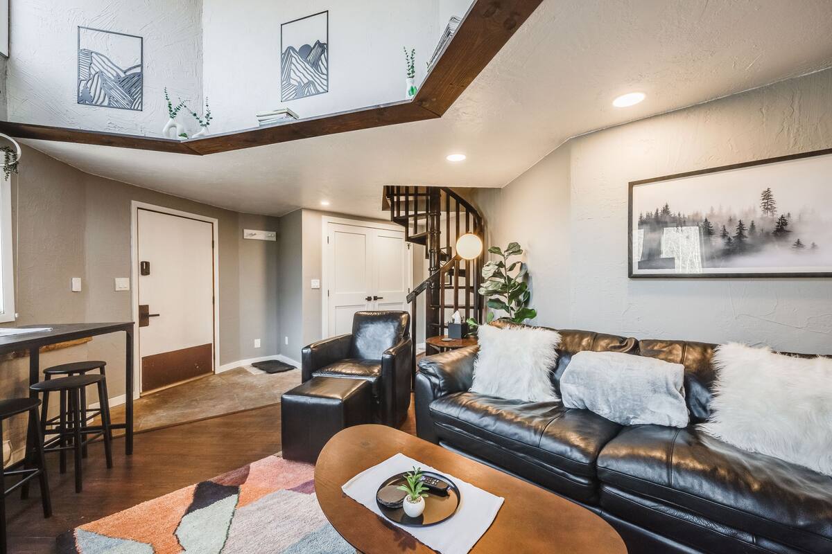 Vail Valley Treehouse Lodge