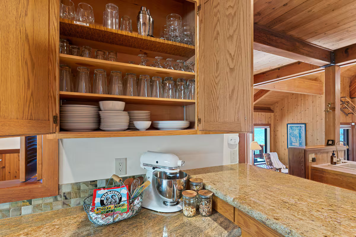 Aura Lodge at Edgewater