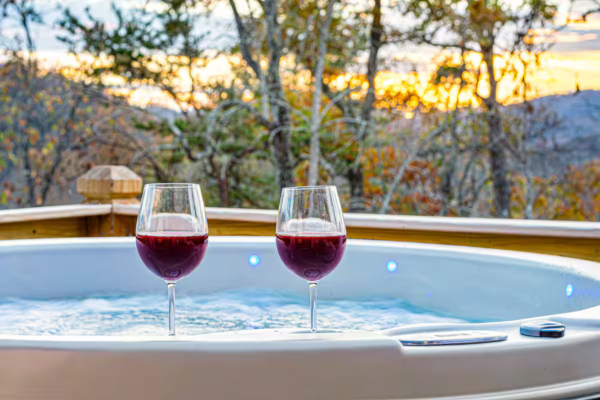 The Bryson Ridge Sunset Cabin