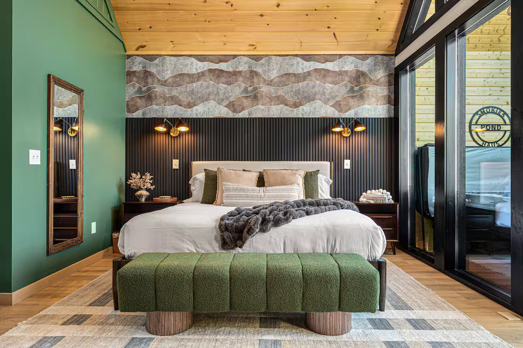 The Smokies Pond Haus